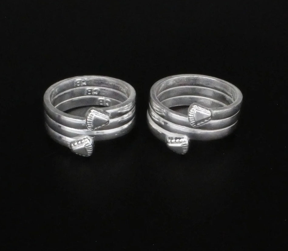 Real Sterling Silver Indian women Hand Made Daily Wear Foot Toe Rings-pair
